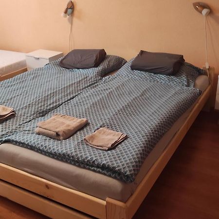 Apartman Sofia Levice Exterior foto